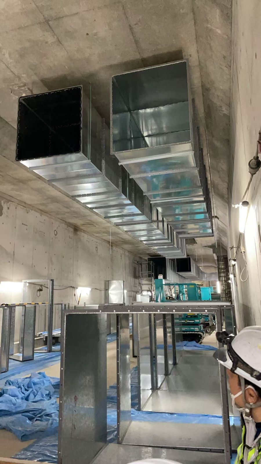 都内各所 空調ダクト設備工事 写真1